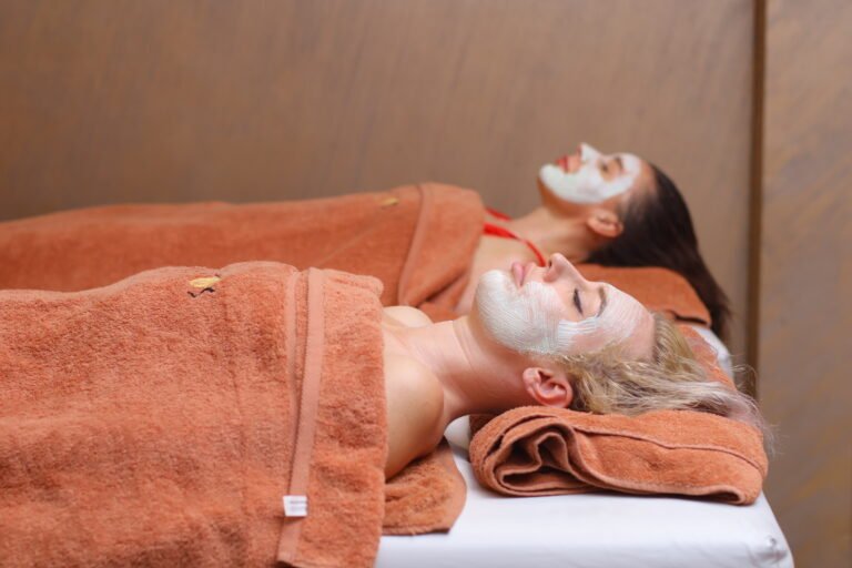 45-min massage & face mask