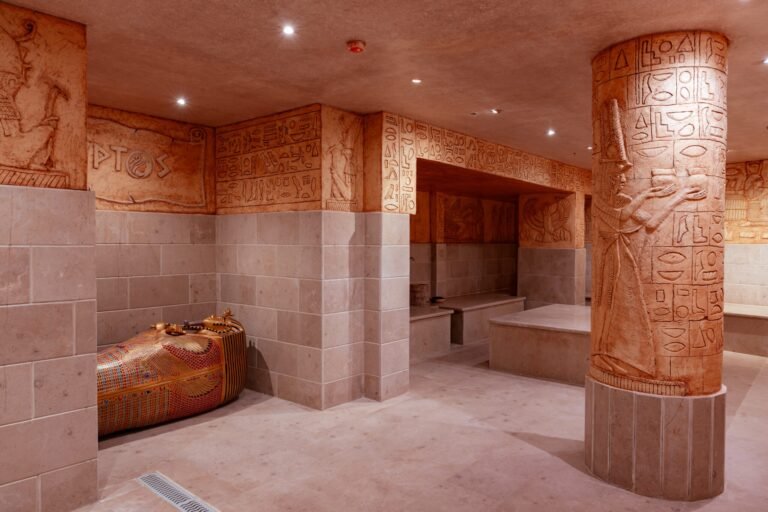 The Cleopatra room